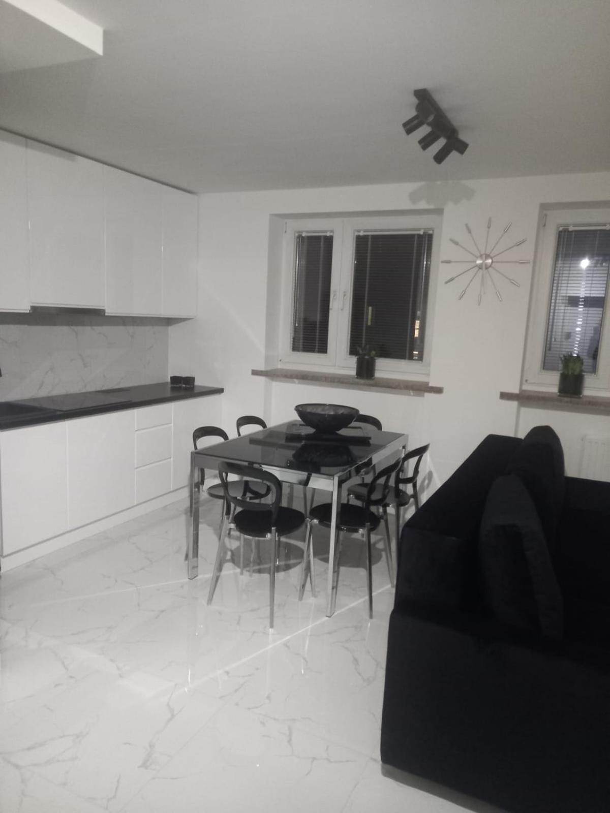 Klimatyczny Apartament W Samym Centrum Bialegostoku Bialystok Luaran gambar