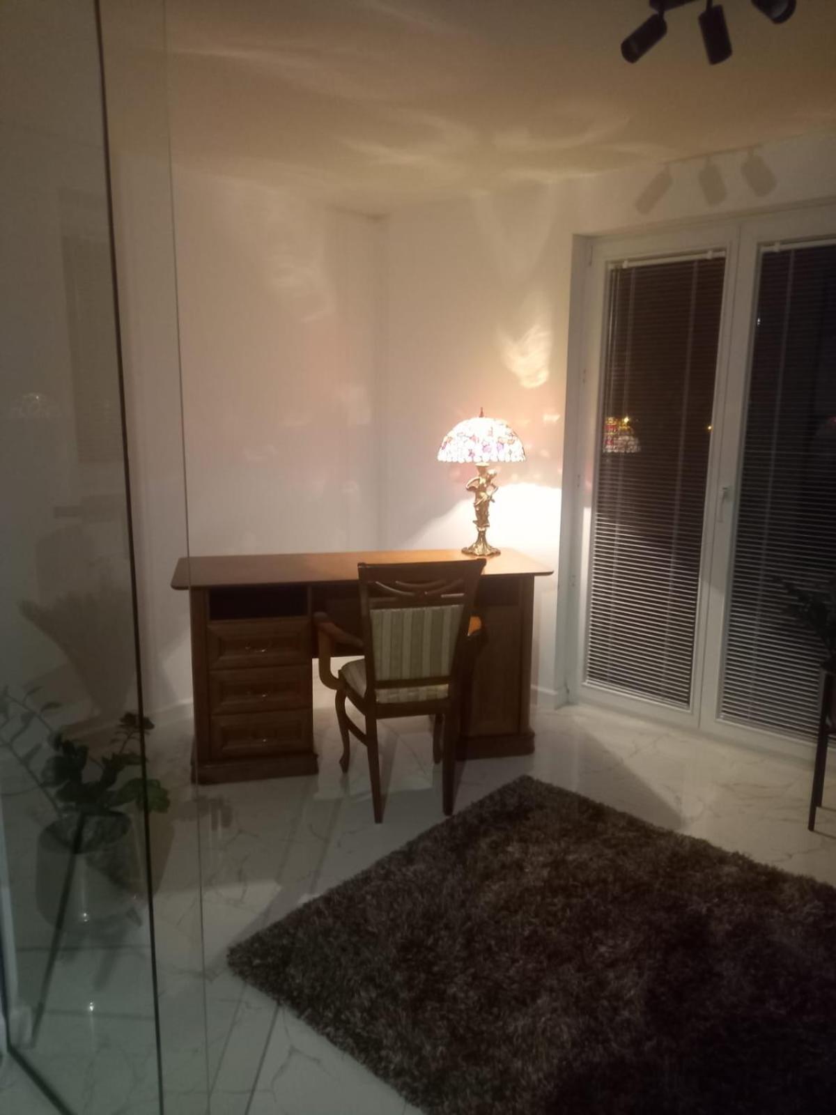 Klimatyczny Apartament W Samym Centrum Bialegostoku Bialystok Luaran gambar